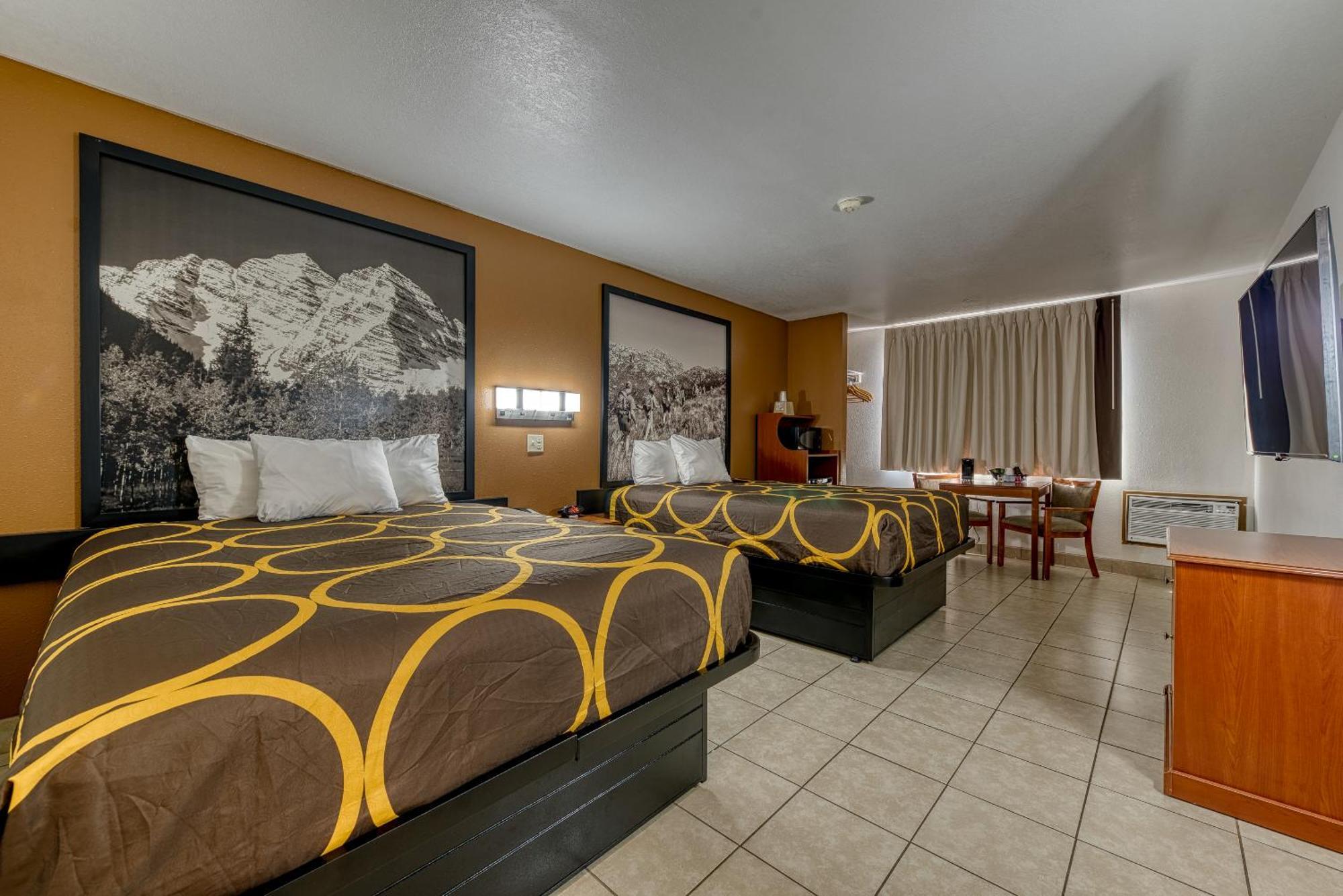 Super 8 by Wyndham Alamosa Motel Ruang foto