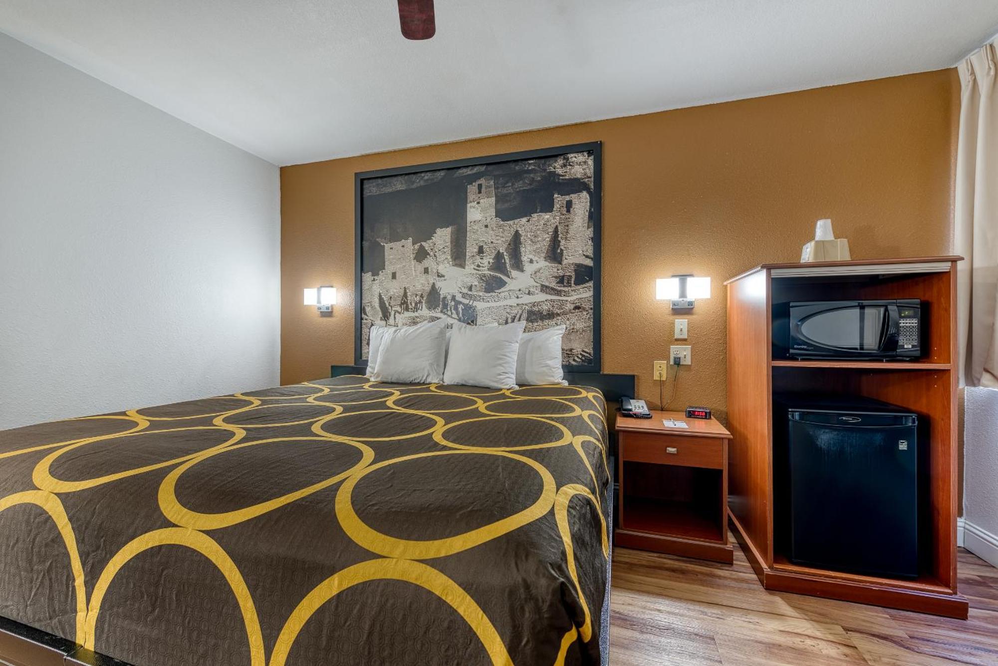 Super 8 by Wyndham Alamosa Motel Ruang foto