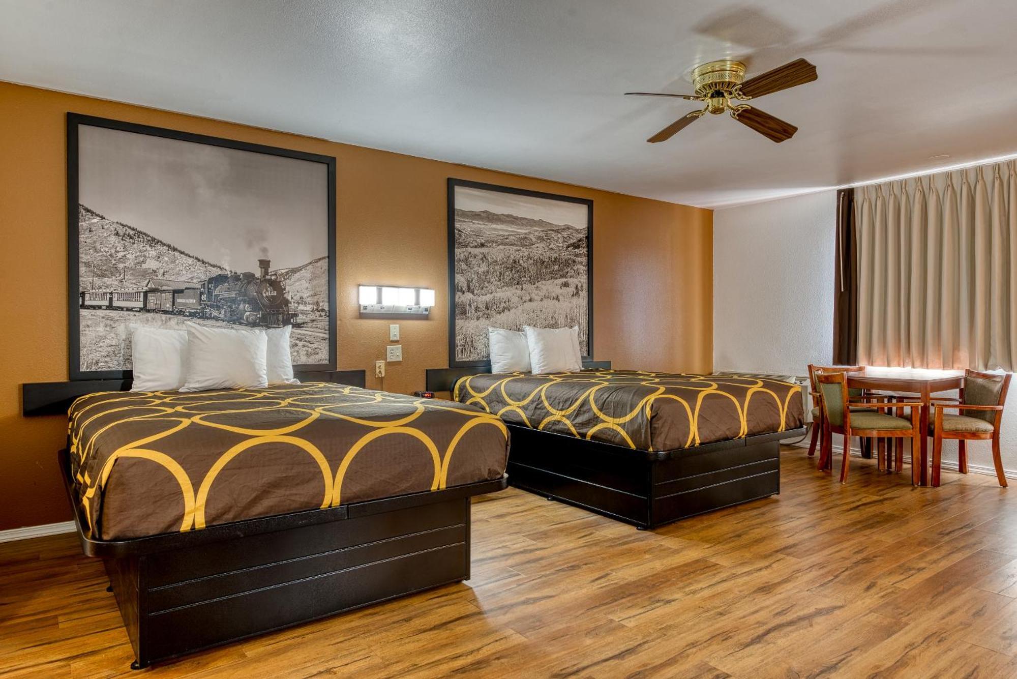 Super 8 by Wyndham Alamosa Motel Ruang foto