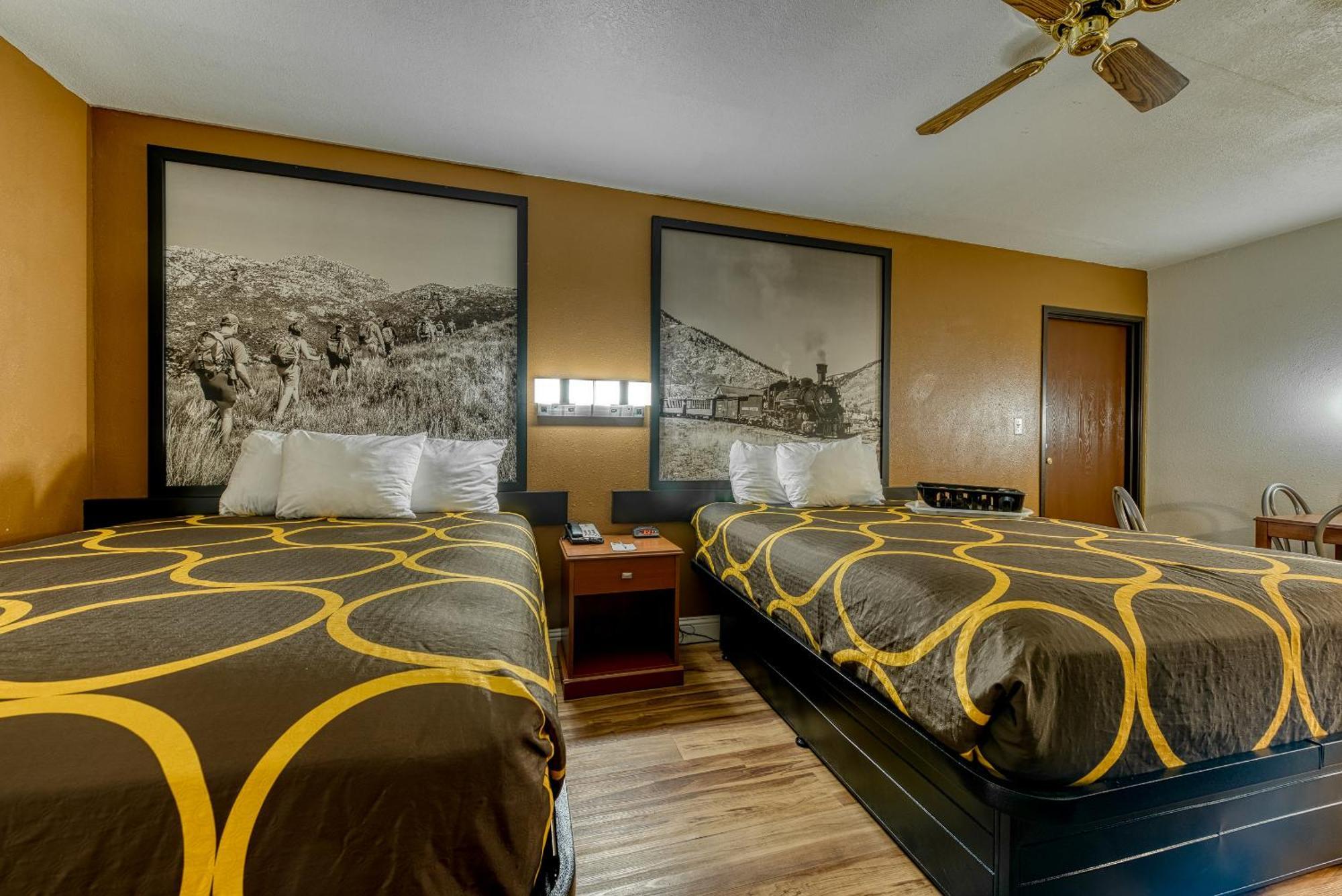 Super 8 by Wyndham Alamosa Motel Ruang foto